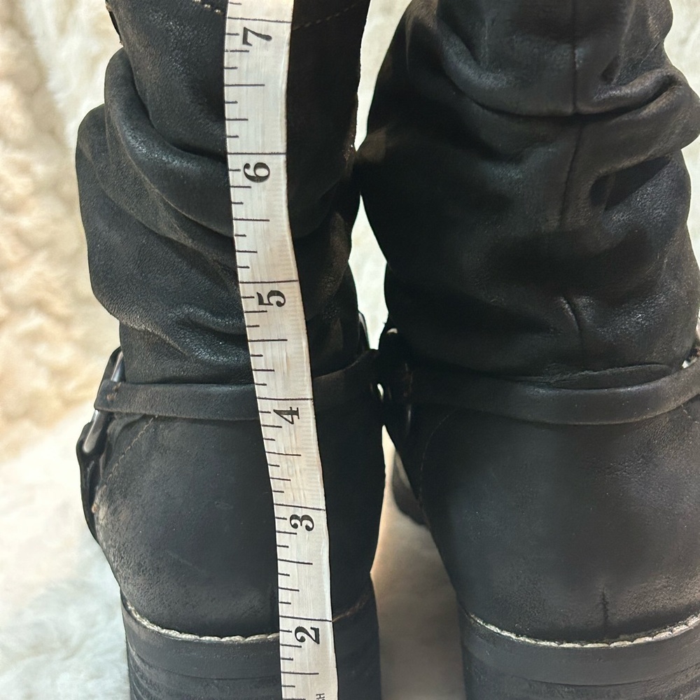 Sofft black leather western slouchy ankle boots women’s size 7.5M - Picture 10 of 12